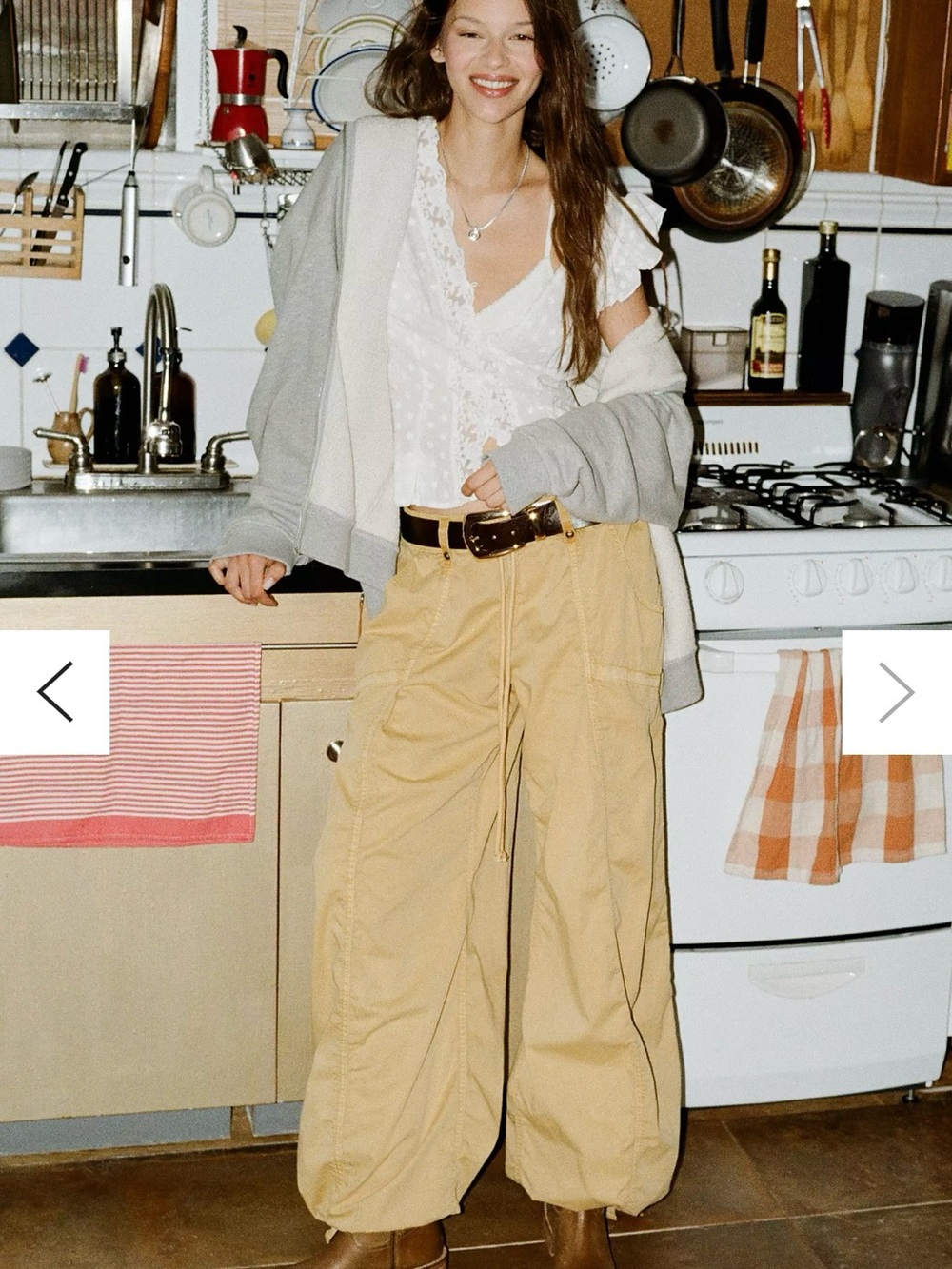 BDG Wide-Leg Cargo Pants in yellow